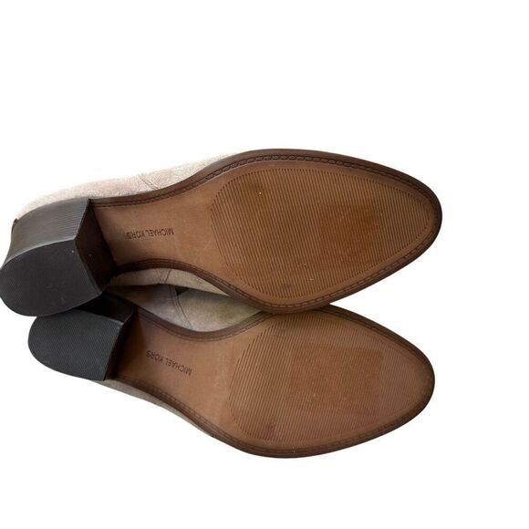 Michael Kors Brandy Chelsea Ankle Boots Womens Taupe Suede Block Heel Bootie Sz - Picture 7 of 9